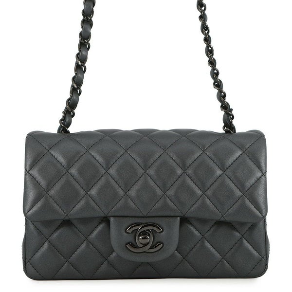 シャネル チェーンショルダーバッグ ココマーク ミニ マトラッセ 20 ラムスキン A69900 CHANEL 黒