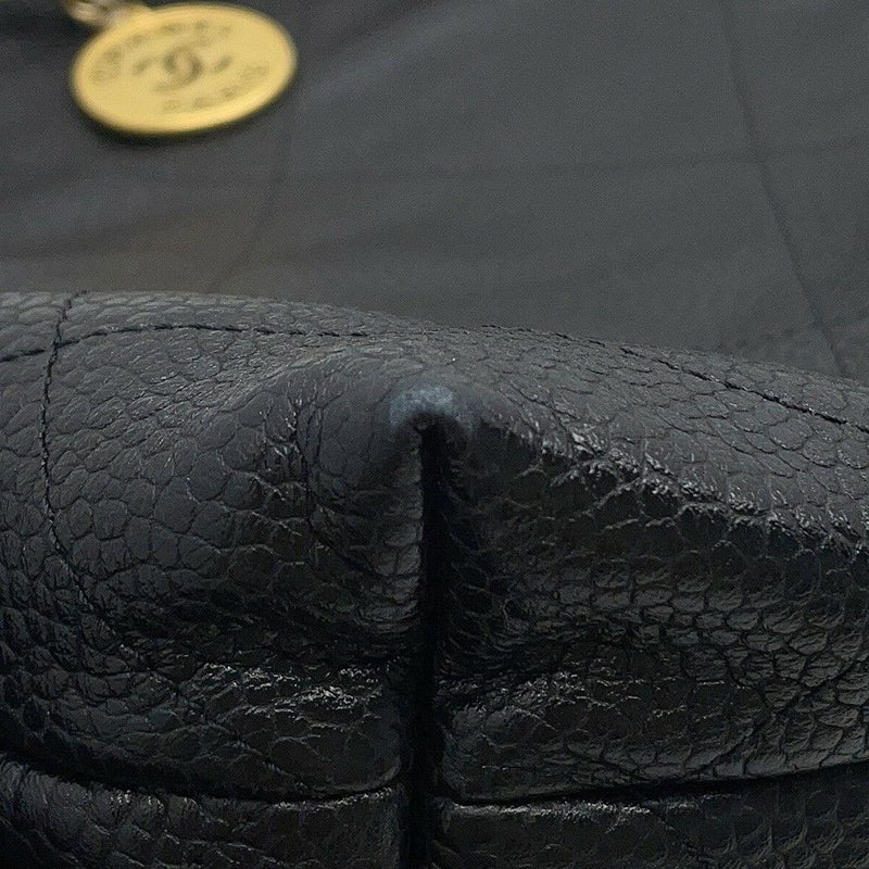 シャネル ハンドバッグ CHANEL 22 マトラッセ スモール グレインドカーフスキン AS3260 CHANEL ポーチ付き 黒