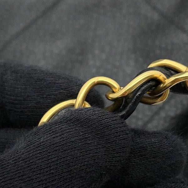 シャネル ハンドバッグ CHANEL 22 マトラッセ スモール グレインドカーフスキン AS3260 CHANEL ポーチ付き 黒