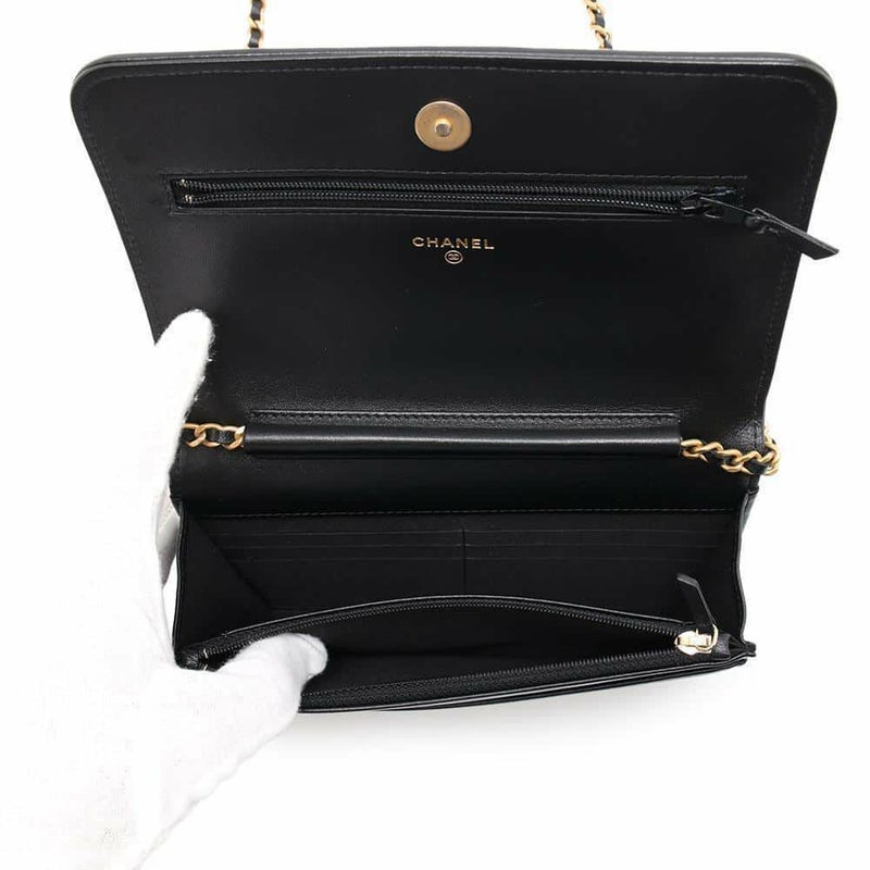 シャネル チェーンウォレット ココマーク フェイクパール カーフレザー CHANEL 黒 財布