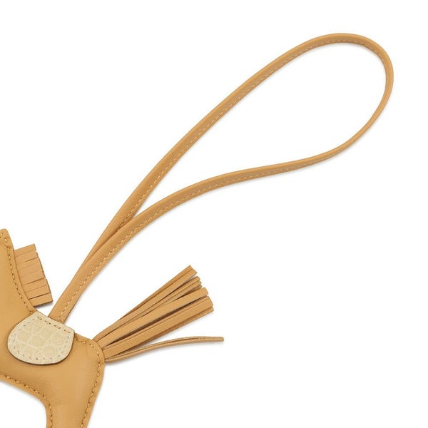 エルメス バッグチャーム ロデオ PM タッチ パイユ/ヴァニラ ラムスキン/アリゲーターマット K刻印