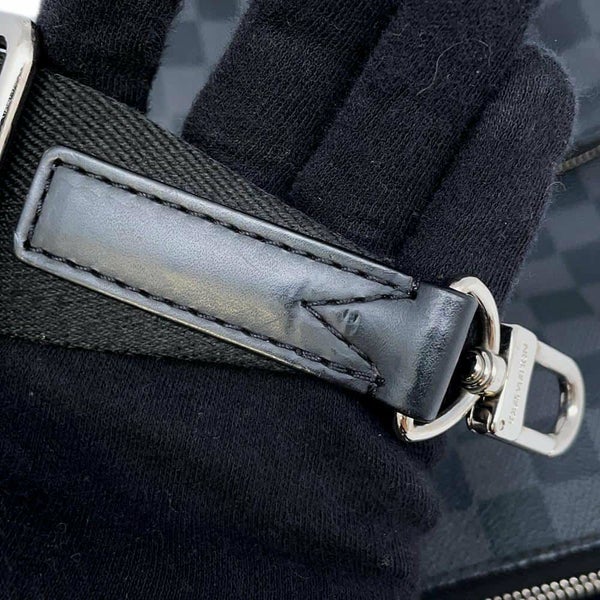 ルイヴィトン ショルダーバッグ ダミエ・グラフィット アヴェニュー スリングバッグ N41719 ボディバッグ ブラック 黒