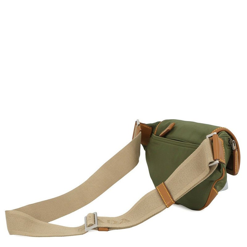 プラダ ボディバッグ トライアングルロゴ ナイロン レザー 2VH176 PRADA ウエストポーチ