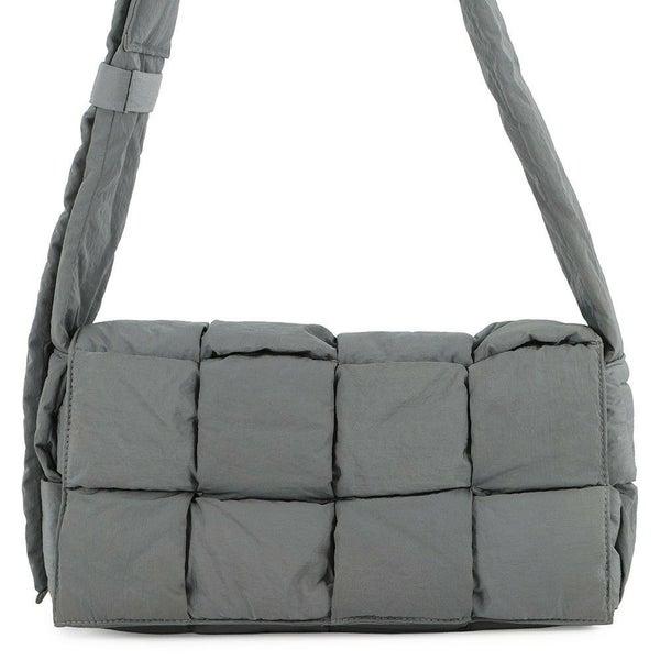 ボッテガヴェネタ ショルダーバッグ パデッド テック カセット ナイロン 628951 BOTTEGA VENETA