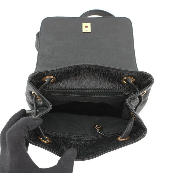 シャネル リュック トリプルココマーク キャビアスキン CHANEL バックパック バッグ 黒