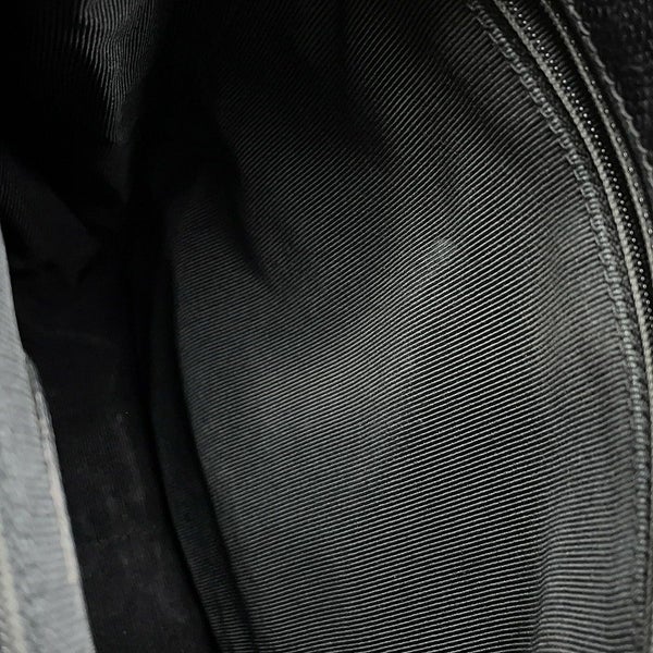 シャネル リュック トリプルココマーク キャビアスキン CHANEL バックパック バッグ 黒