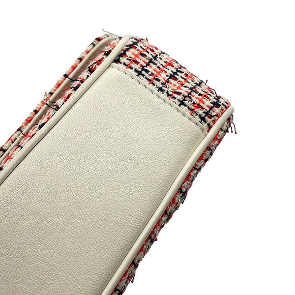 シャネル チェーンショルダーバッグ デカココ ココマーク フルフラップ ツイード/レザー CHANEL 白