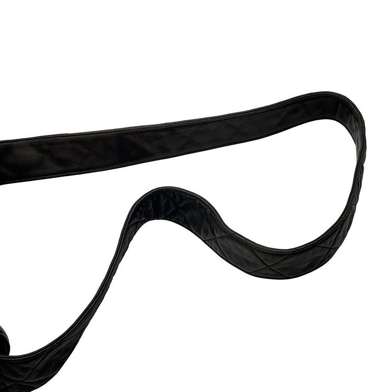 シャネル ショルダーバッグ ココマーク マトラッセ ラムスキン CHANEL ワンショルダー 黒