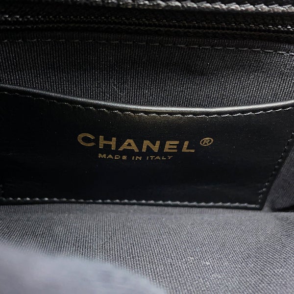 シャネル チェーンショルダーバッグ ココマーク マトラッセ ボーリングバッグ キャビアスキン AS3893 CHANEL 黒