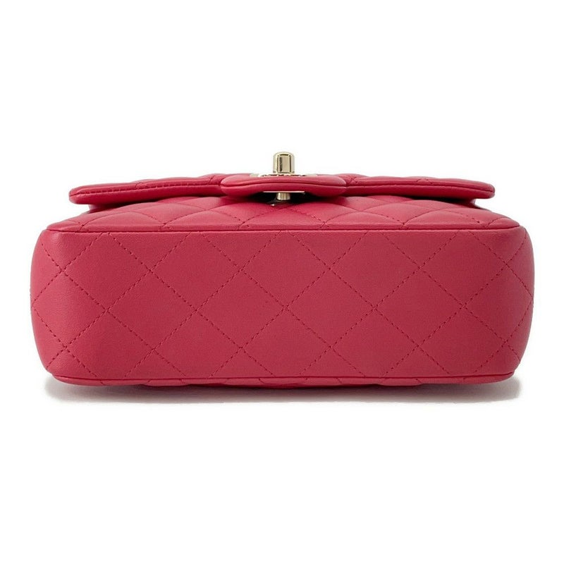 シャネル チェーンショルダーバッグ ミニ マトラッセ 20 ココマーク ラムスキン A69900 CHANEL