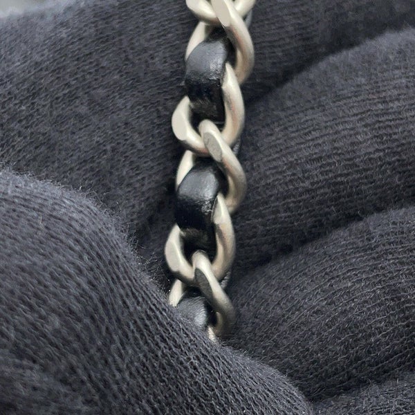 シャネル ハンドバッグ CHANEL 22 ミニ ココマーク シャイニーカーフレザー AS3980 CHANEL 2wayショルダーバッグ 黒