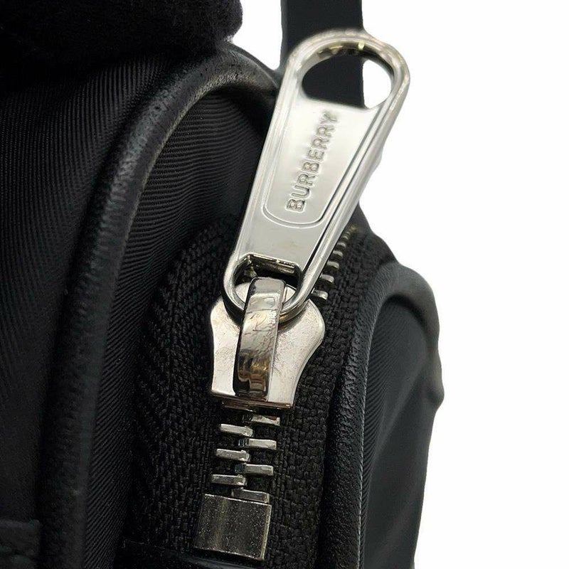 バーバリー ショルダーバッグ ロゴ ナイロン 8049094 BURBERRY バッグ 斜め掛け 黒