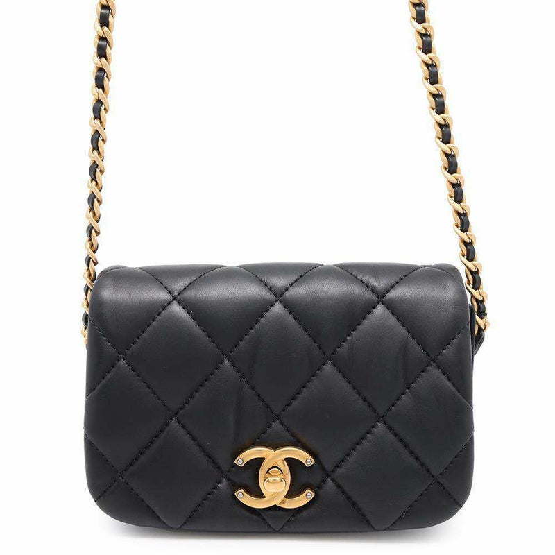 シャネル チェーンショルダーバッグ マトラッセ ココマーク ラムスキン CHANEL バッグ 黒