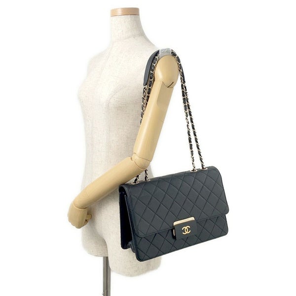 シャネル チェーンショルダーバッグ ココマーク ビューティーロック マトラッセ レザー A93223 CHANEL 黒