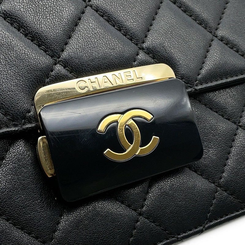シャネル チェーンショルダーバッグ ココマーク ビューティーロック マトラッセ レザー A93223 CHANEL 黒