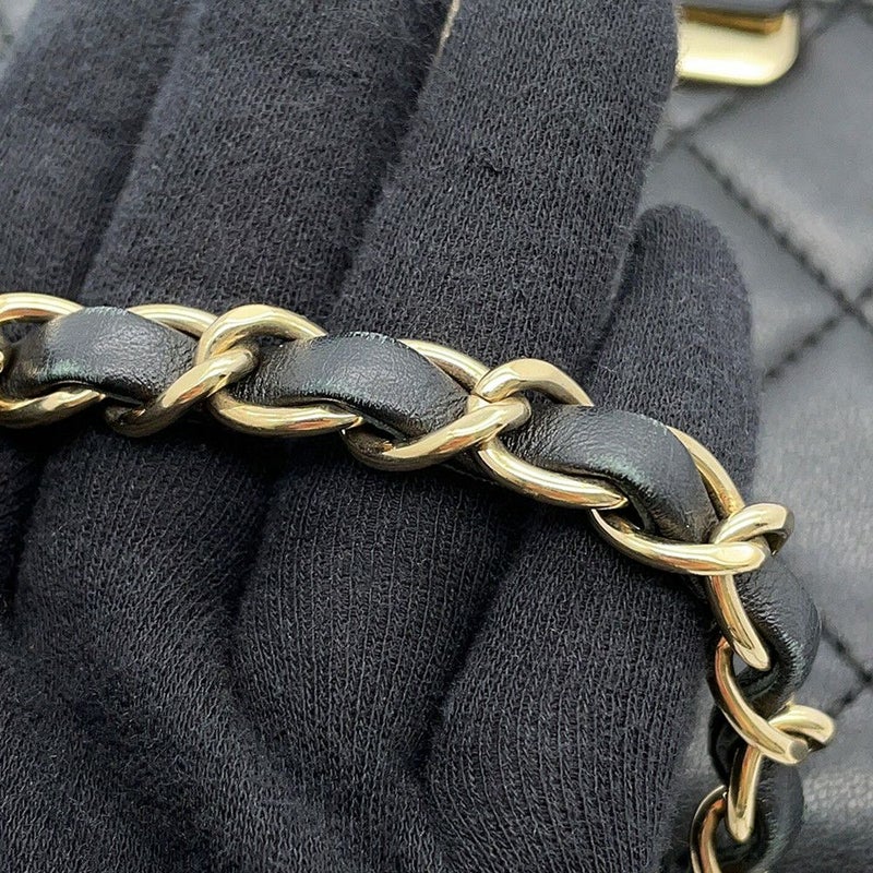 シャネル チェーンショルダーバッグ ココマーク ビューティーロック マトラッセ レザー A93223 CHANEL 黒