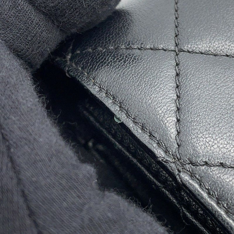 シャネル チェーンショルダーバッグ ココマーク ビューティーロック マトラッセ レザー A93223 CHANEL 黒