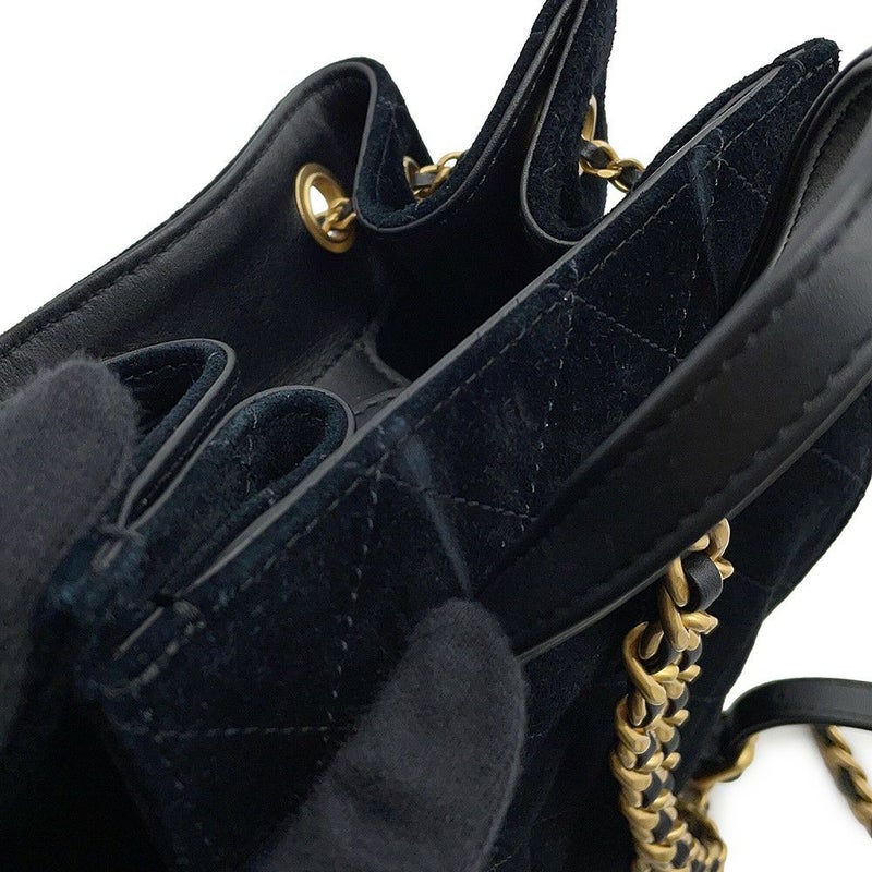 シャネル リュック CHANEL 25 ミディアム バックパック マトラッセ ココマーク スウェード AS5600 2025/26年秋冬 黒