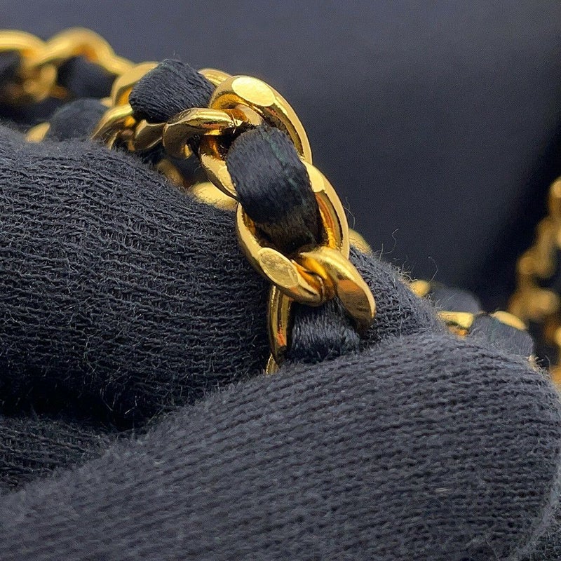 シャネル ハンドバッグ 結びチェーン カメリア サテン CHANEL パーティバッグ 黒