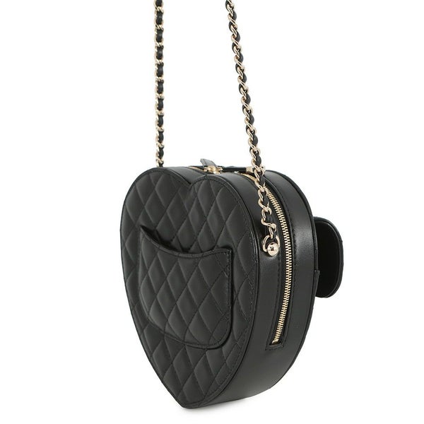 シャネル チェーンショルダーバッグ マトラッセ ハートシェイプ ラムスキン AS3191 CHANEL バッグ 黒