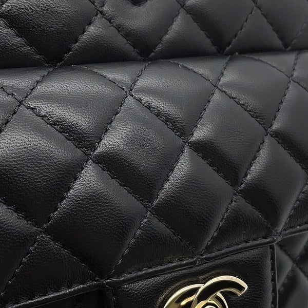 シャネル チェーンショルダーバッグ マトラッセ ハートシェイプ ラムスキン AS3191 CHANEL バッグ 黒