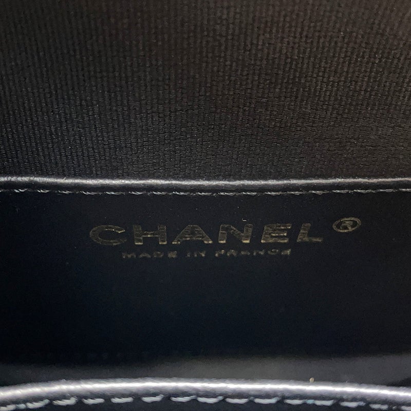 シャネル チェーンショルダーバッグ マトラッセ ハートシェイプ ラムスキン AS3191 CHANEL バッグ 黒