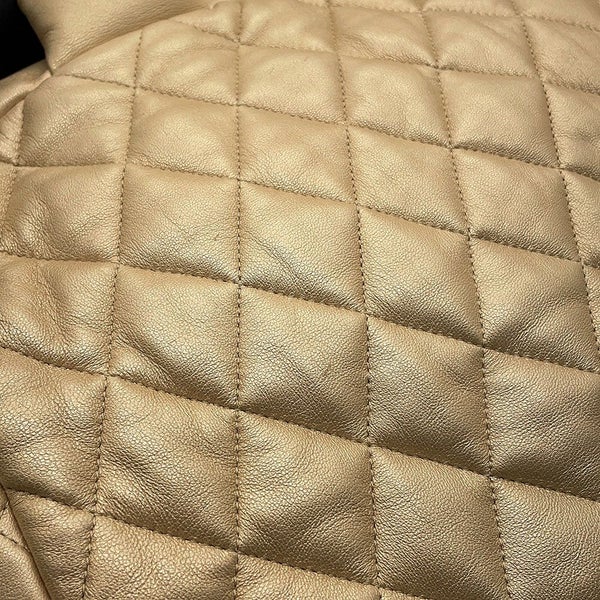 シャネル ハンドバッグ コココクーン マトラッセ ココマーク ラムスキン CHANEL バッグ ミニボストンバッグ