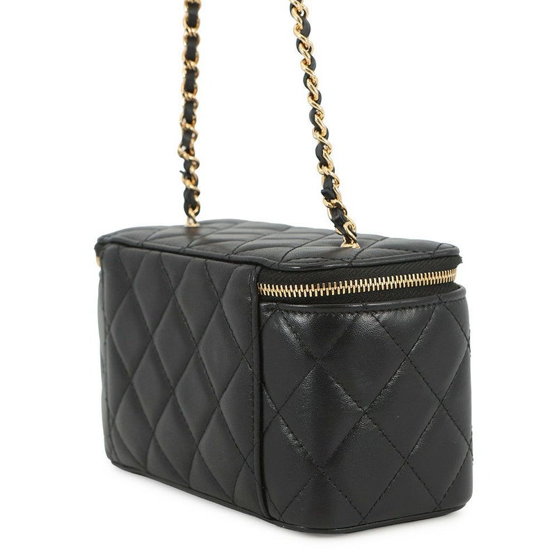 シャネル チェーンショルダーバッグ マトラッセ ココマーク ハートチェーン バニティバッグ ラムスキン CHANEL 黒