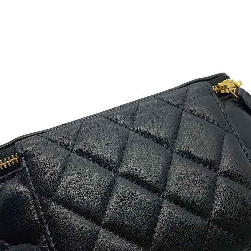 シャネル チェーンショルダーバッグ マトラッセ ココマーク ハートチェーン バニティバッグ ラムスキン CHANEL 黒