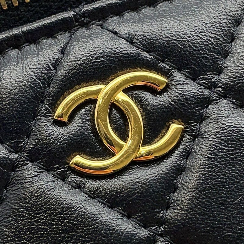 シャネル チェーンショルダーバッグ マトラッセ ココマーク ハートチェーン バニティバッグ ラムスキン CHANEL 黒