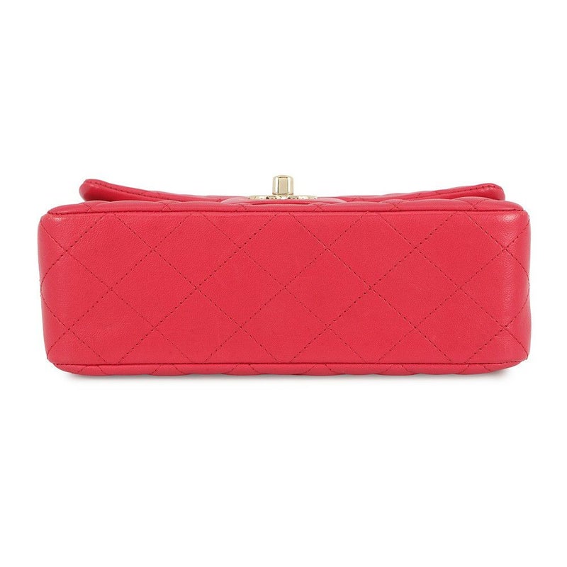 シャネル チェーンショルダーバッグ ミニ マトラッセ 20 ココマーク ラムスキン A69900 CHANEL