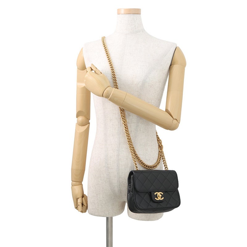 シャネル チェーンショルダーバッグ ココマーク マトラッセ ラムスキン AS3950 CHANEL 黒