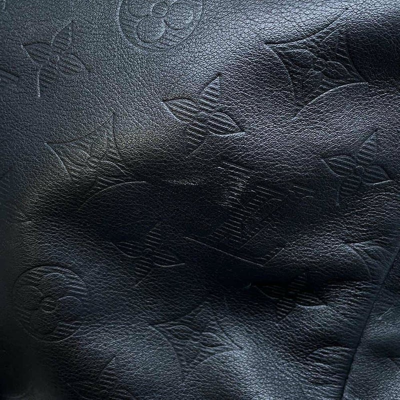 ルイヴィトン リュック モノグラム・シャドウ ディスカバリー・バックパック M43680 ブラック 黒