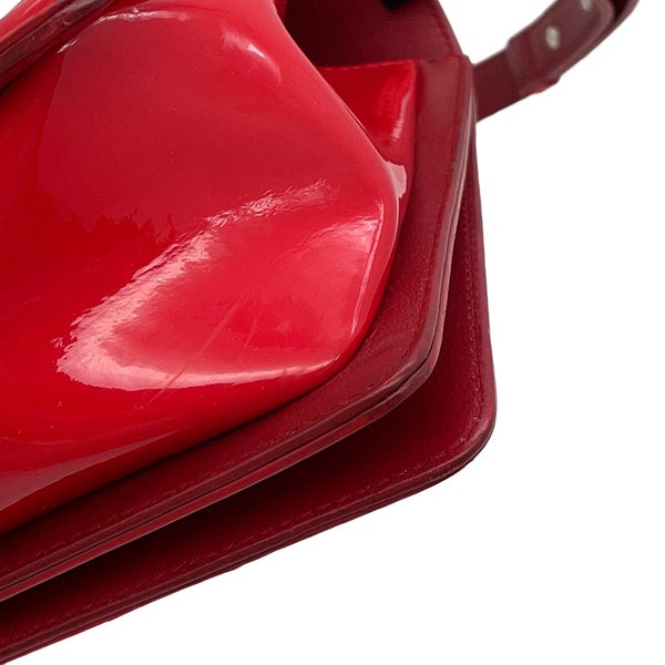 シャネル チェーンショルダーバッグ ボーイシャネル ラージ マトラッセ ココマーク パテント A92193 CHANEL