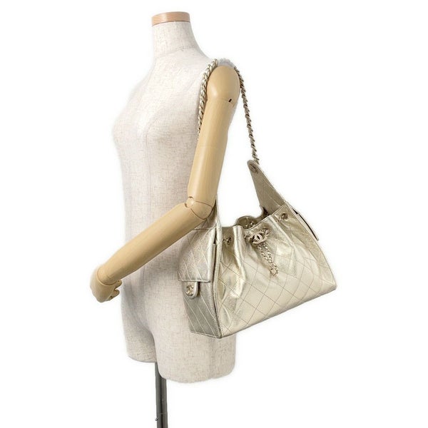 シャネル チェーンショルダーバッグ ココマーク マトラッセ CHANEL 25 スモール AS5293 CHANEL