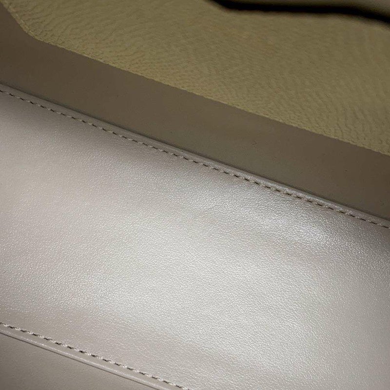 ヴァレクストラ ハンドバッグ イジィデ マイクロ V5E23-28-W-OC Valextra 2wayショルダーバッグ 白