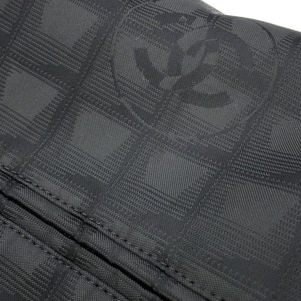 シャネル ショルダーバッグ ニュートラベルライン メッセンジャーバッグ ナイロン CHANEL 黒