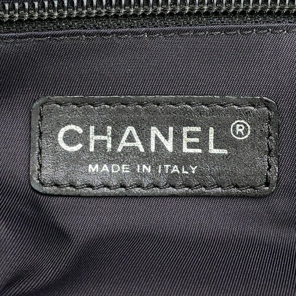 シャネル ショルダーバッグ ニュートラベルライン メッセンジャーバッグ ナイロン CHANEL 黒