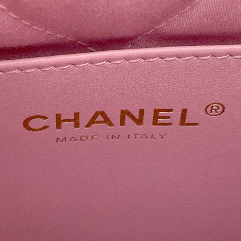 シャネル ハンドバッグ CHANEL 22 ミニ ココマーク マトラッセ シャイニーカーフレザー AS3980 CHANEL 2way