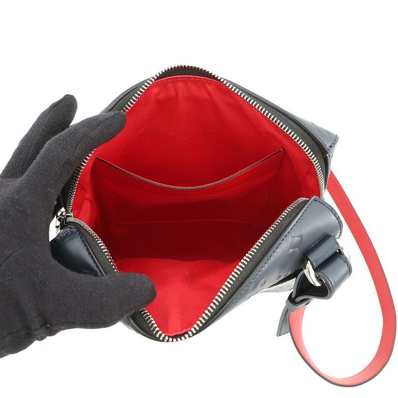 クリスチャン・ルブタン ショルダーバッグ ロゴエンボス Christian Louboutin