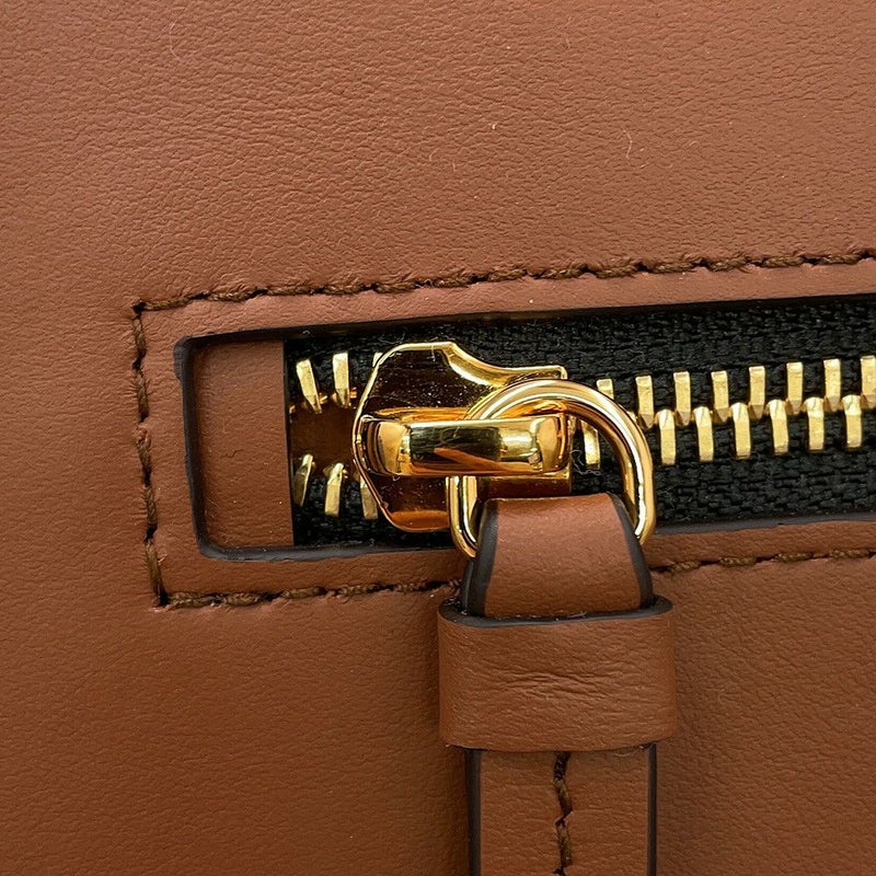 バーバリー トートバッグ ロゴ キャンバス 8093453 BURBERRY 黒