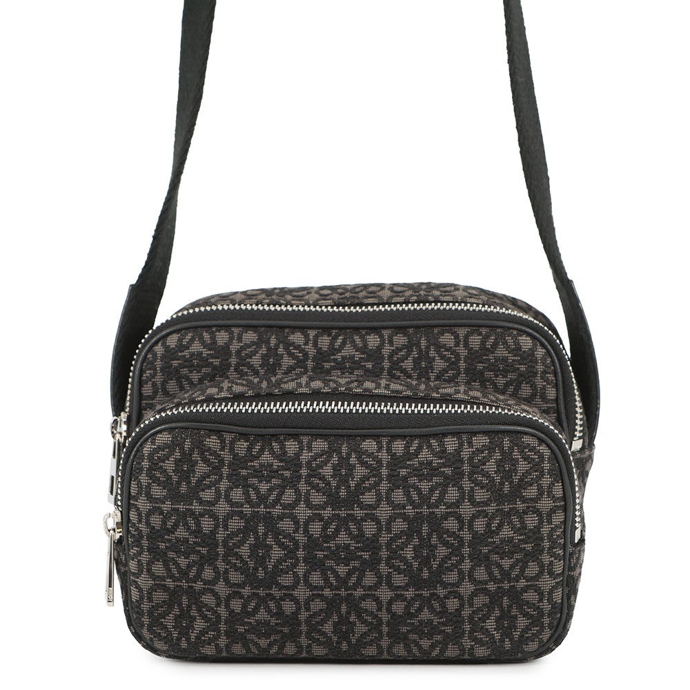 【最終価格】LOEWE ロエベ リピート アナグラム カメラバッグ ミニ ショルダーバッグ B604Z80X01 キャンバス ジャガード レザー カーキ ブラック クロスボディ ポシェット ミニバッグ Bランク 中古 鑑定済 ロエベバッグ LOEWE - LOEWE ロエベ リピート アナグラム カメラバッグ ミニ