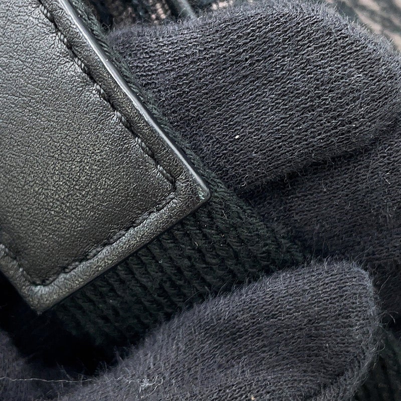 ロエベ ショルダーバッグ リピートアナグラム カメラバッグ ミニ ポシェット キャンバス B604Z80X01 LOEWE 黒