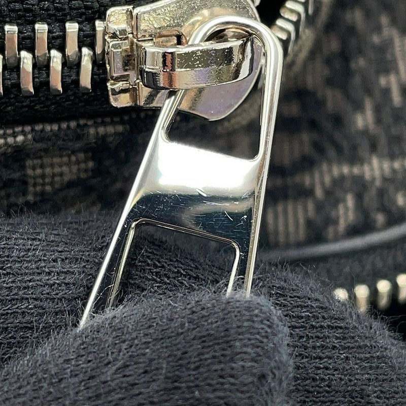 ロエベ ショルダーバッグ リピートアナグラム カメラバッグ ミニ ポシェット キャンバス B604Z80X01 LOEWE 黒