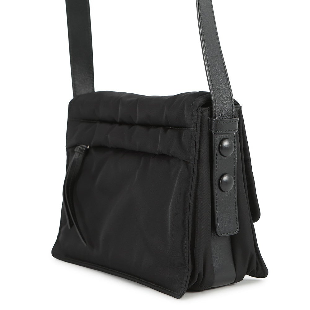 プラダ ショルダーバッグ スモール パデッド Re-Nylon ナイロン 1BD313 PRADA 黒 ☆PRADA☆スモール パデッド Re-Nylon ショルダーバッグ (PRADA