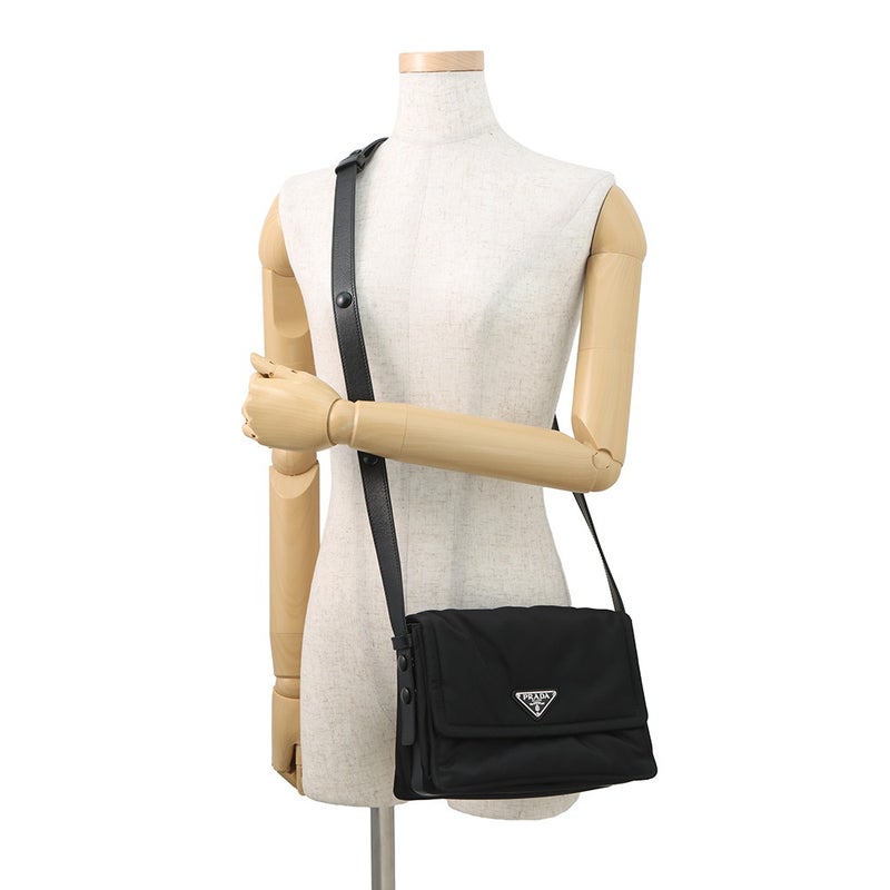 プラダ ショルダーバッグ スモール パデッド Re-Nylon ナイロン 1BD313 PRADA 黒
