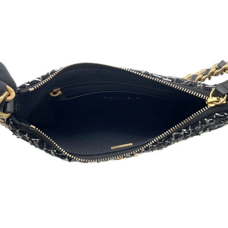 シャネル チェーンショルダーバッグ ココマーク マトラッセ ツイード ホーボーバッグ AS3631 CHANEL ハンドバッグ 黒 白