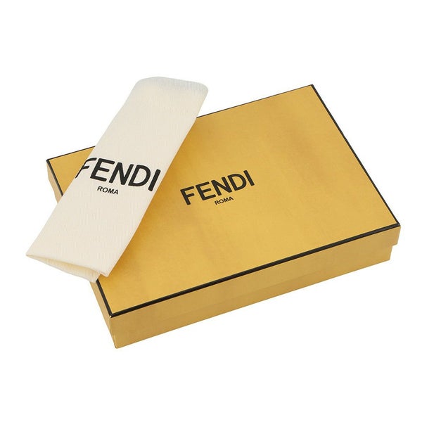 フェンディ カードケース ピーカブー セレリア カーフレザー 8M0511 FENDI パスケース 日本限定