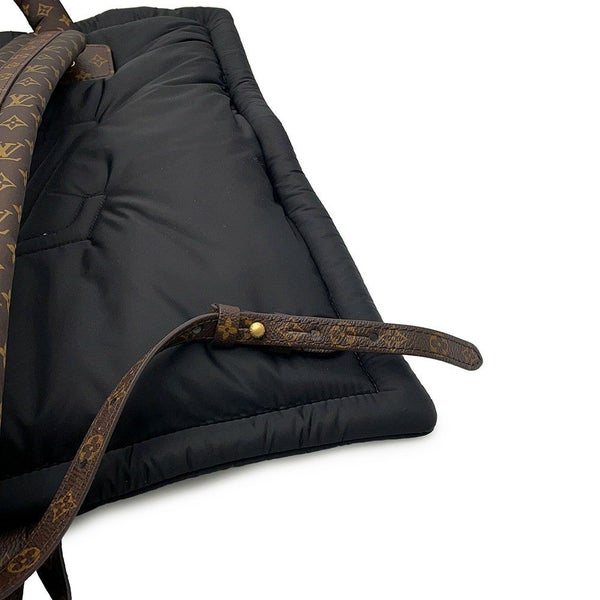 ルイヴィトン リュック リサイクルナイロン/モノグラム LV ピローバックパック M58981 LOUIS VUITTON ブラック 黒