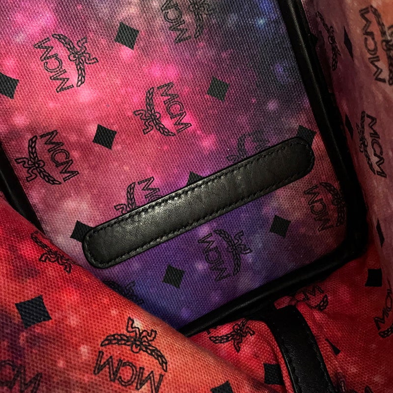 エムシーエム トートバッグ ヴィセトス レザー MWPS5AVI38BK001 MCM 黒